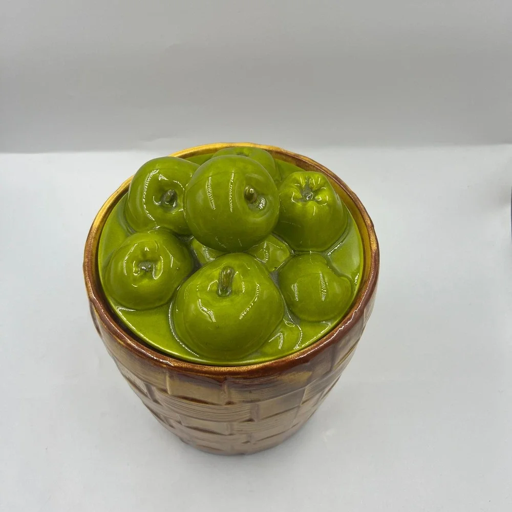 Vintage Doranne California J-210 Ceramic Apple Basket Cookie Jar Avocado Green